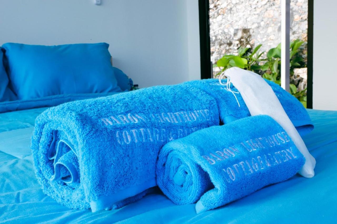 Baron Lighthouse Cottage & Eatery Ngoại thất bức ảnh
